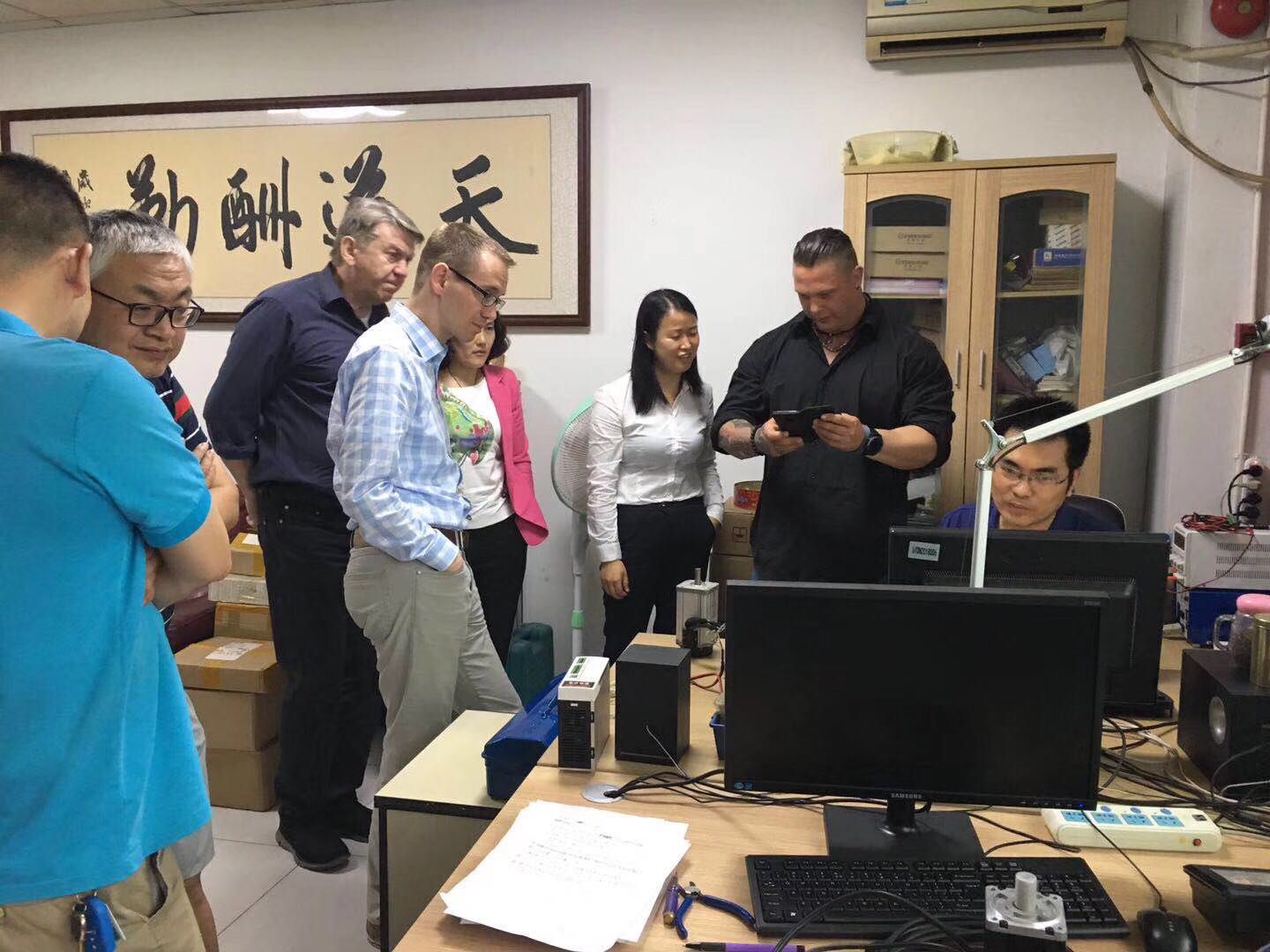 德國(guó)客戶到訪鼎拓達(dá) 德國(guó)客戶到訪鼎拓達(dá)